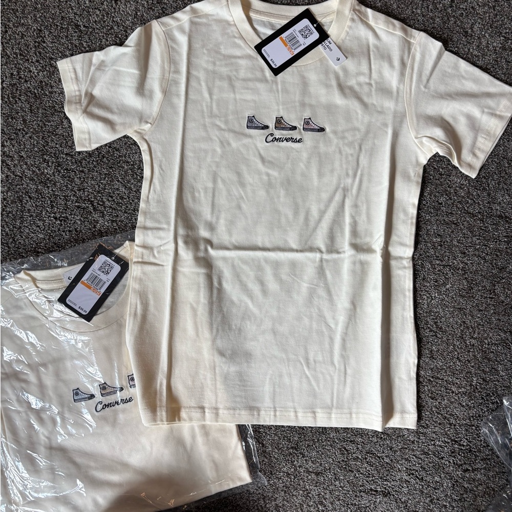 Converse Women’s Cream Short Sleeve Tee